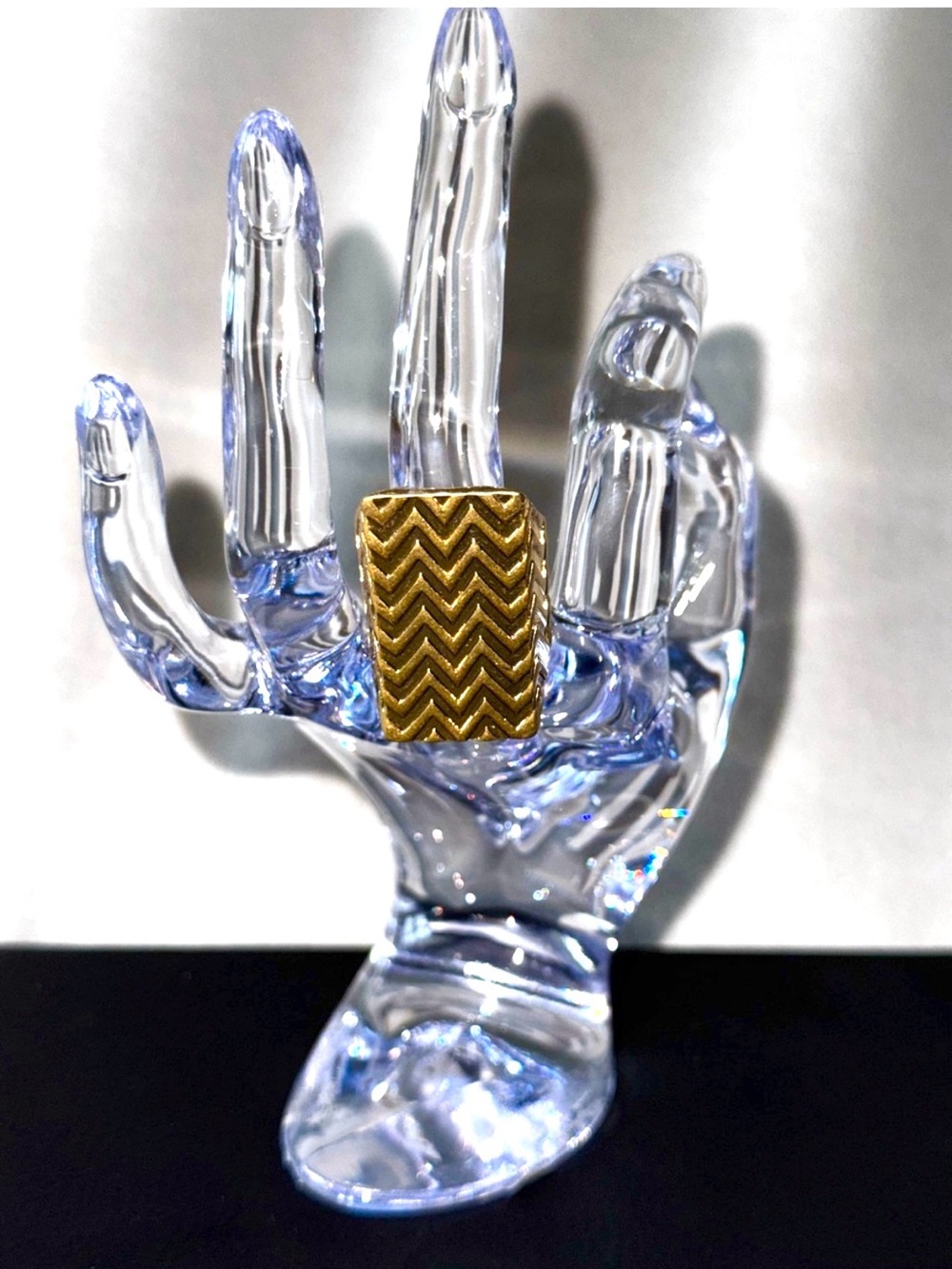 VINTAGE ZigZag Ring, Goldtone, size 8